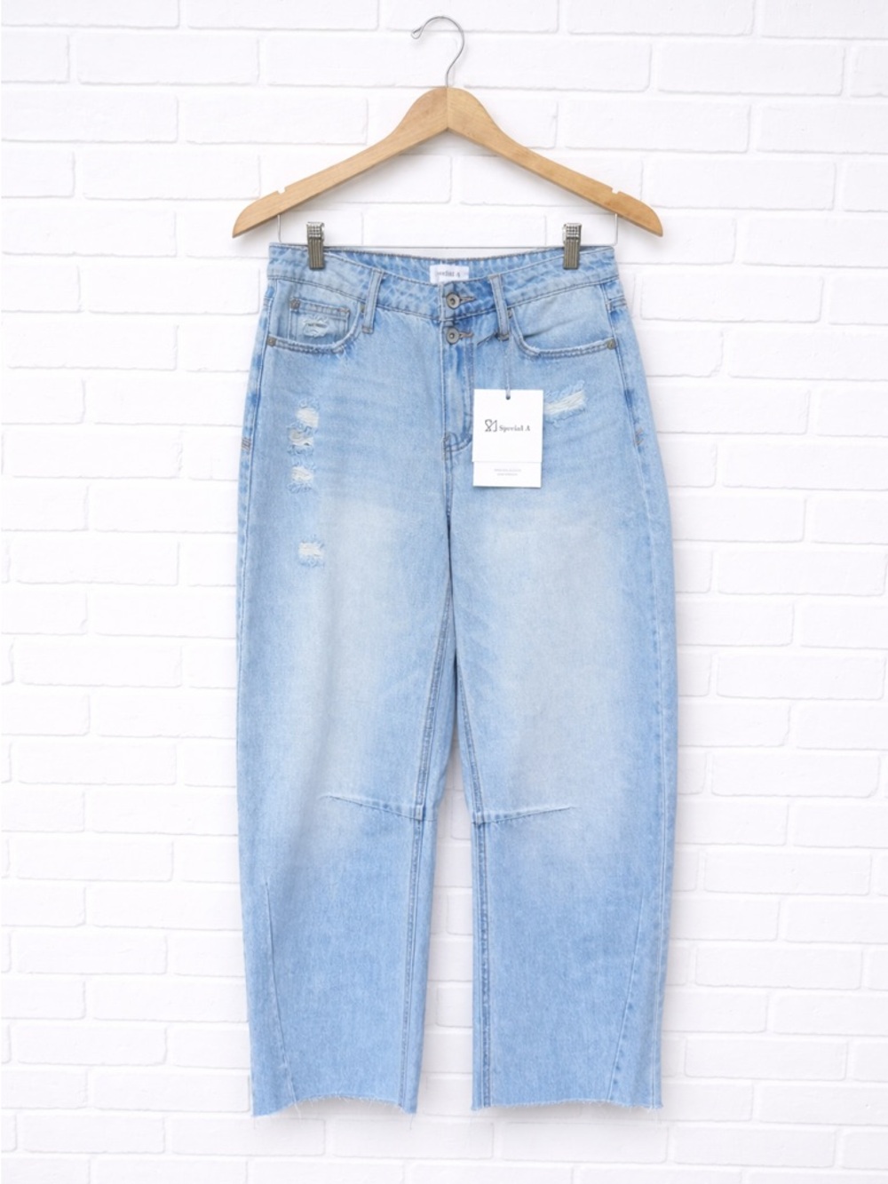 Special A Barrel Leg Blue Jeans New Light Wash horseshoe trendy baggy